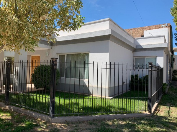 CASA  2 DORMITORIOS EN NEUQUEN CONFLUENCIA