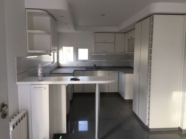 VENDO CASA DE 3 DORMITORIOS A ESTRENAR  EN RINCON DE EMILIO ZONA RESIDENCIAL DE NEUQUEN CAPITAL