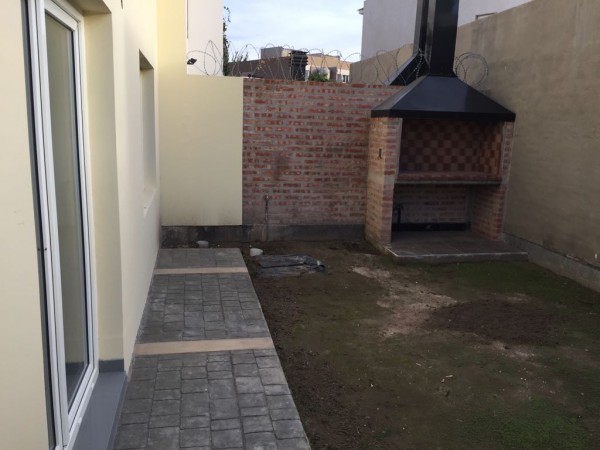 VENDO CASA DE 3 DORMITORIOS A ESTRENAR  EN RINCON DE EMILIO ZONA RESIDENCIAL DE NEUQUEN CAPITAL