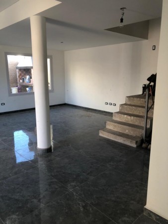 VENDO CASA DE 3 DORMITORIOS A ESTRENAR  EN RINCON DE EMILIO ZONA RESIDENCIAL DE NEUQUEN CAPITAL