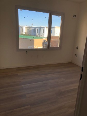 VENDO CASA DE 3 DORMITORIOS A ESTRENAR  EN RINCON DE EMILIO ZONA RESIDENCIAL DE NEUQUEN CAPITAL