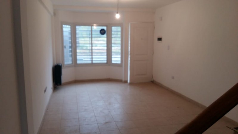 VENDO DUPLEX 2 DORMITORIOS EN CIPOLLETTI- RIO NEGRO