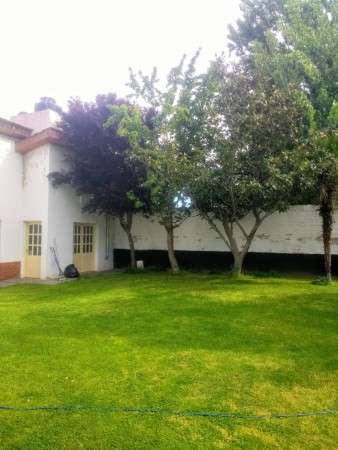 VENDO CASA 3 DORMITORIOS ZONA RESINDENCIAL BARRIO BELGRANO NEUQUEN