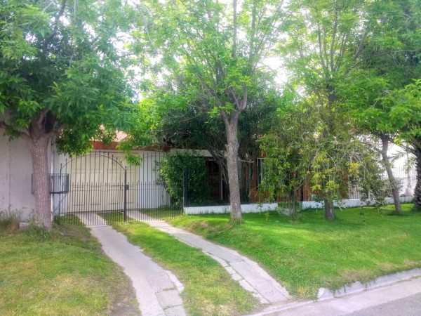 VENDO CASA 3 DORMITORIOS ZONA RESINDENCIAL BARRIO BELGRANO NEUQUEN