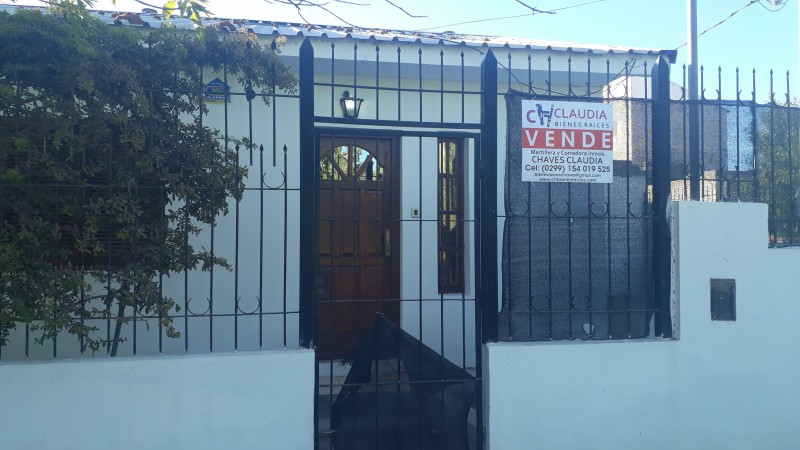 CH CLAUDIA Bienes Raices VENDO CASA DE 5 de Dormitorios B° Melipal NEUQUEN