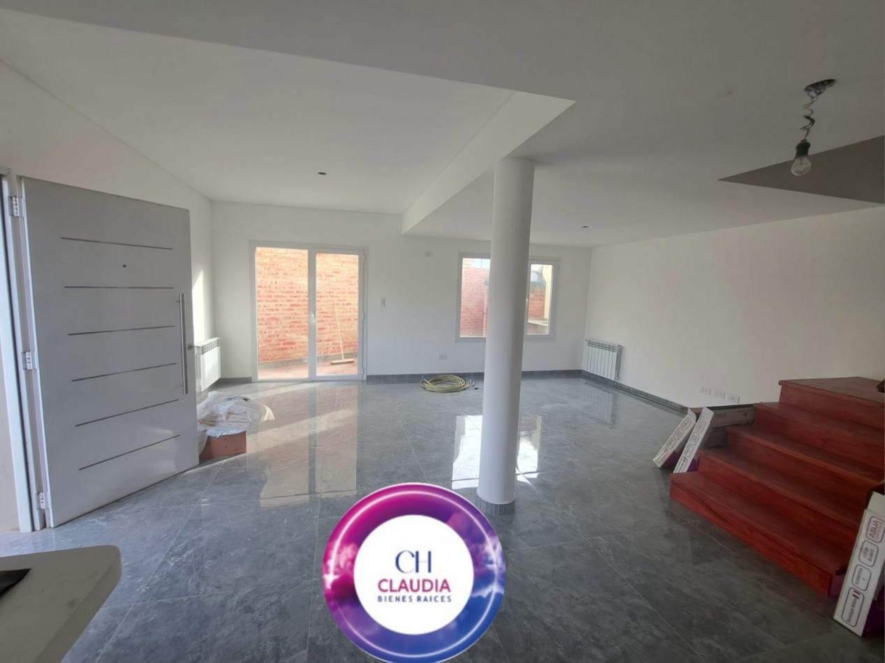 VENTA CASA 3 DORMITORIOS A ESTRENAR! ZONA RESIDENCIAL NQN- RINCON DE EMILIO